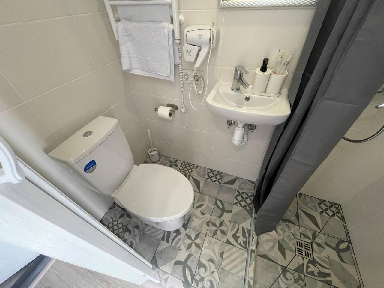 Myfreedom поруч із метро олімпійська Apartment